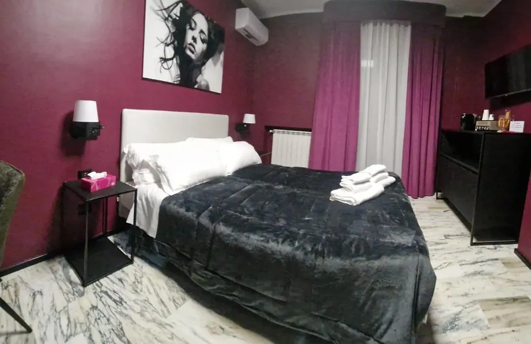 Blu Room-1
